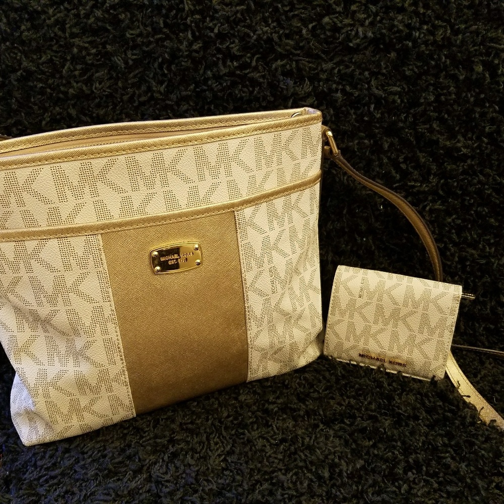 SOLD - Michael Kors Crossbody Purse with wallet